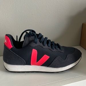 Women Veja SDU Nautico Rose size EUR 36 (US 5)